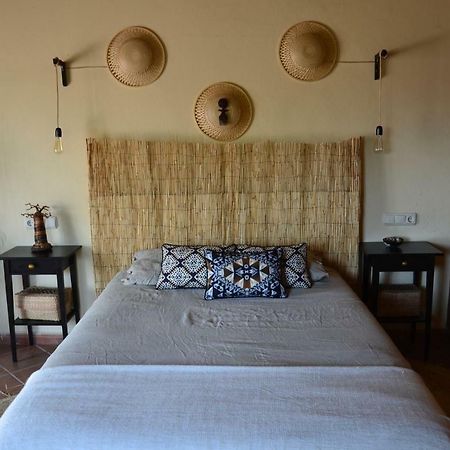 The African House Bed & Breakfast Tolox Dış mekan fotoğraf