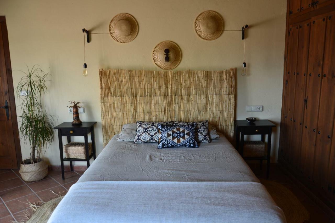 The African House Bed & Breakfast Tolox Dış mekan fotoğraf