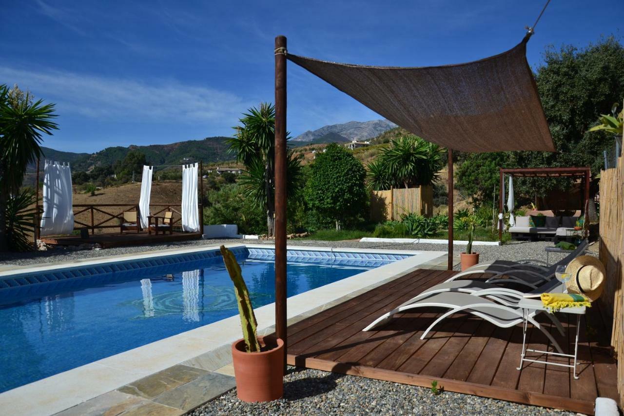 The African House Bed & Breakfast Tolox Dış mekan fotoğraf