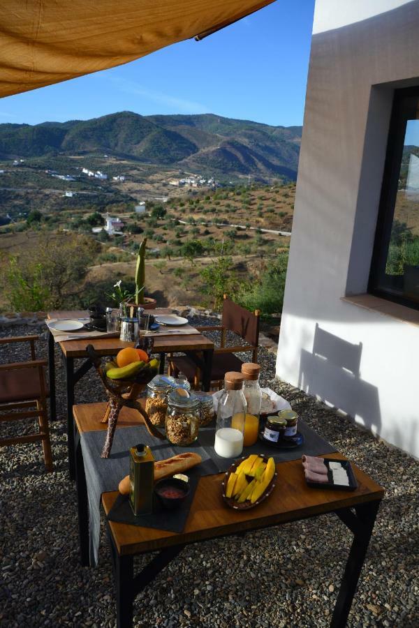 The African House Bed & Breakfast Tolox Dış mekan fotoğraf