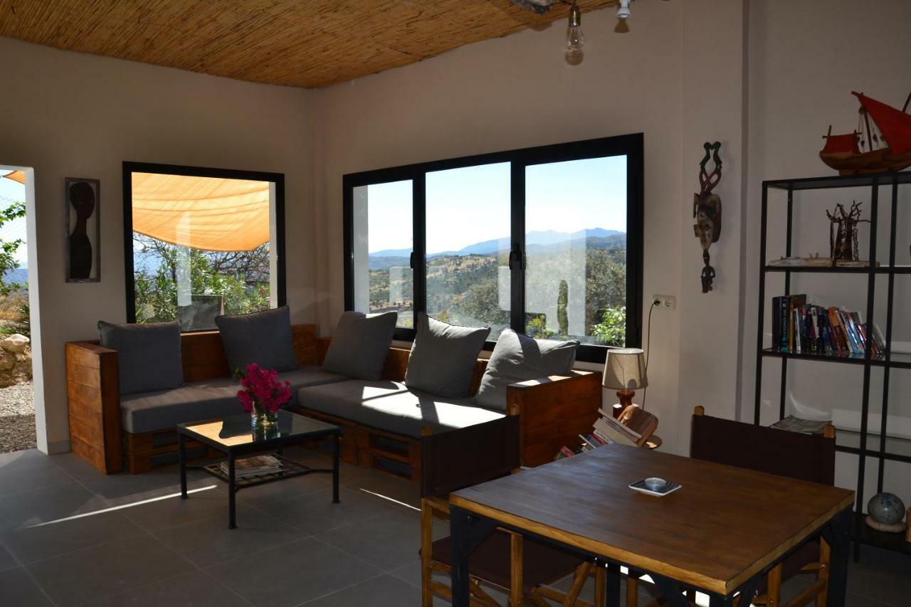 The African House Bed & Breakfast Tolox Dış mekan fotoğraf