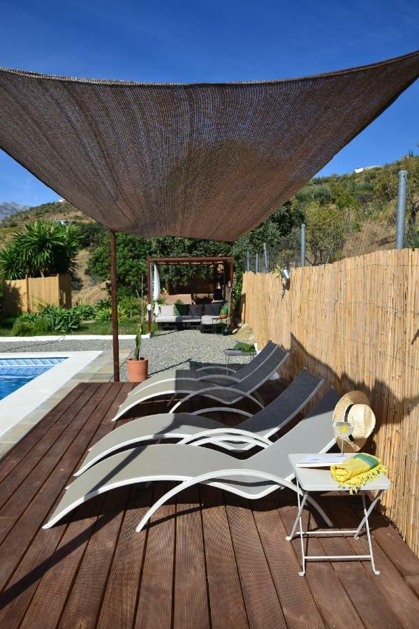 The African House Bed & Breakfast Tolox Dış mekan fotoğraf